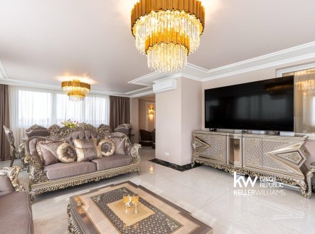 Pronájem bytu, 4+kk, 183 m²