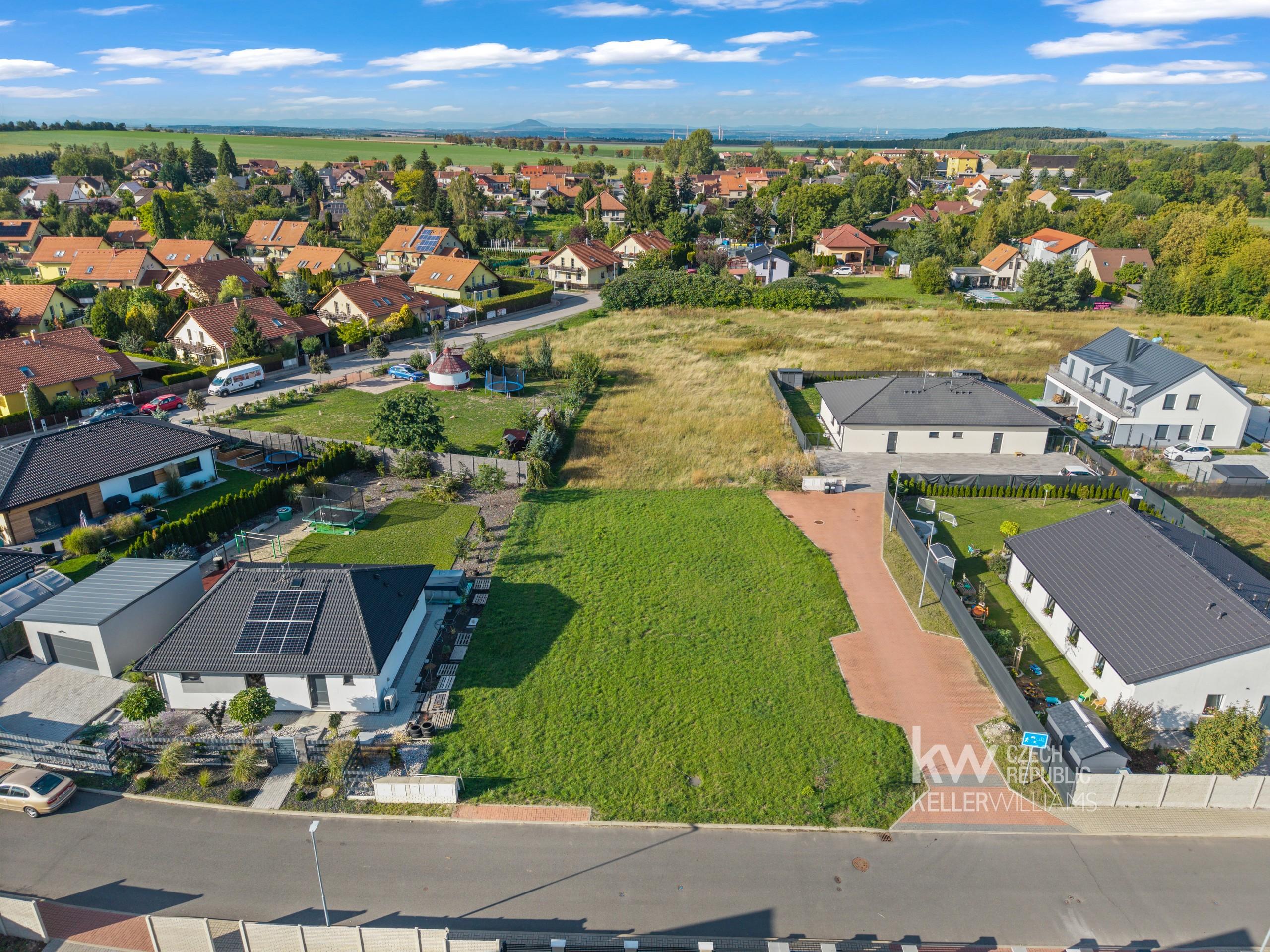 Pohled shora směrem na sever (vizualizace trávníku)