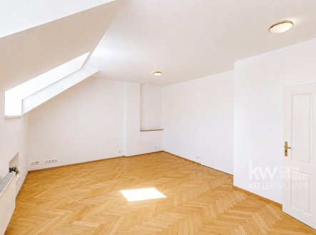 Prodej bytu, 2+1, 77 m²