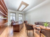 Pronájem obchodní prostory, 270 m²