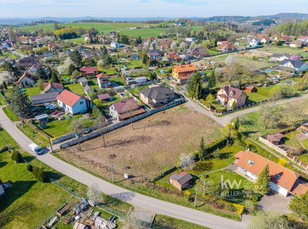 Prodej pozemku pro bydlení, 1 069 m²