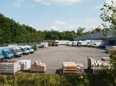 Prodej pozemku pro komerční výstavbu, 9 046 m²