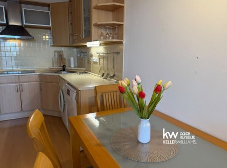 Pronájem bytu, 2+kk, 71 m²