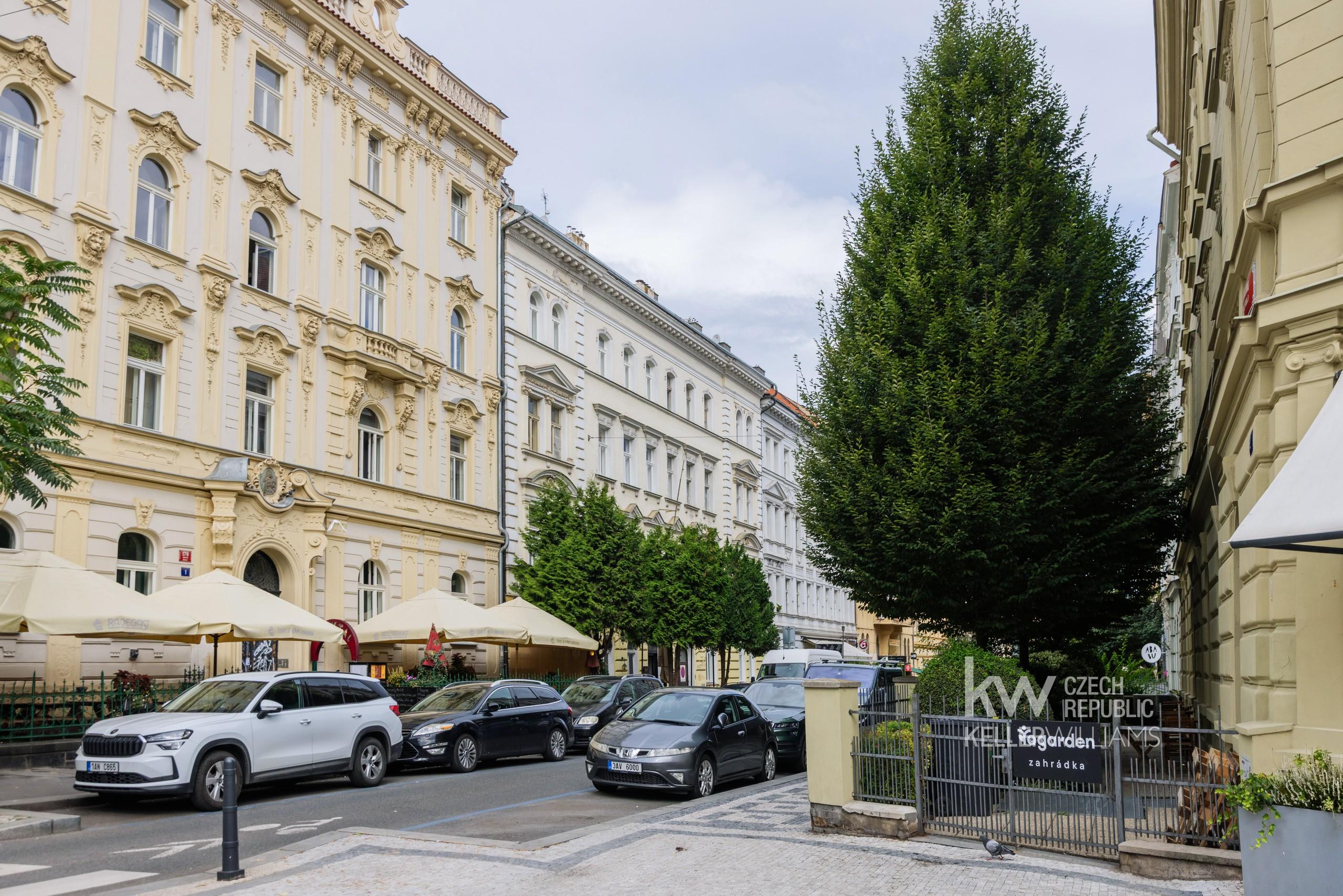 Prodej 2+kk 46 m² + podíl na lodžii 4 m²