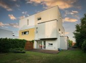 Pronájem domu/vily, 260 m²