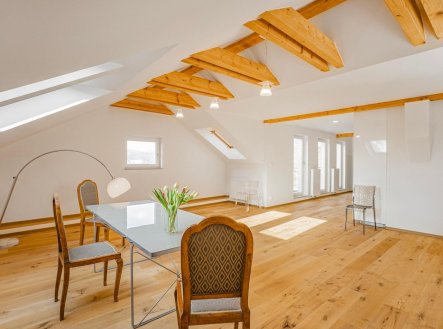 Pronájem bytu, 3+kk, 108 m²