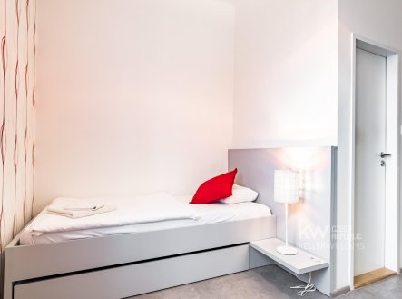 Pronájem bytu, 1+kk, 18 m²