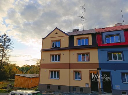 Pronájem bytu, 3+kk, 85 m²