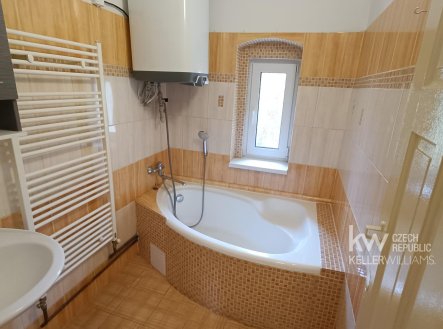 Pronájem bytu, 3+kk, 85 m²