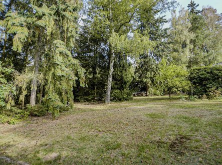 Prodej pozemku pro bydlení, 1 749 m²