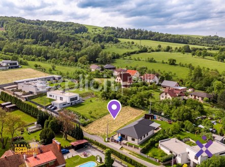 Prodej pozemku pro bydlení, 1 003 m²