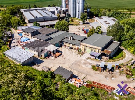 Prodej komerčního objektu, výroba, 1 837 m²