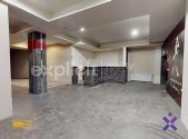 Pronájem obchodní prostory, 314 m²