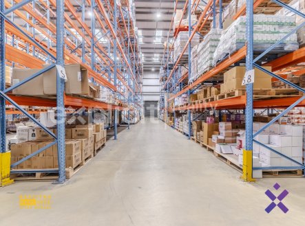 Filip Hladiš realitní makléř Prodej skladu a haly, výrobního zázemí 3 394 m², pozemek 6 552 m² Zlín  | Prodej - komerční objekt, sklad, 3 394 m²