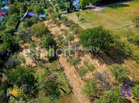 Prodej pozemku pro bydlení, 1 075 m²