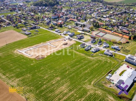 Prodej pozemku pro bydlení, 2 505 m²