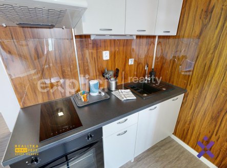 Pronájem bytu, 1+kk, 37 m²