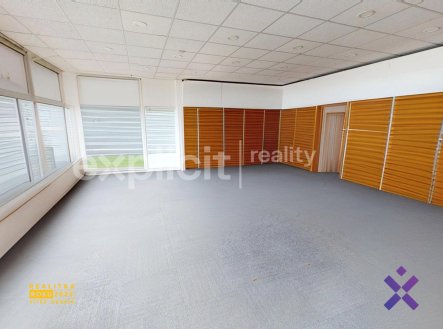 Pronájem obchodní prostory, 75 m²