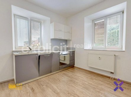 Pronájem bytu, 1+kk, 40 m²