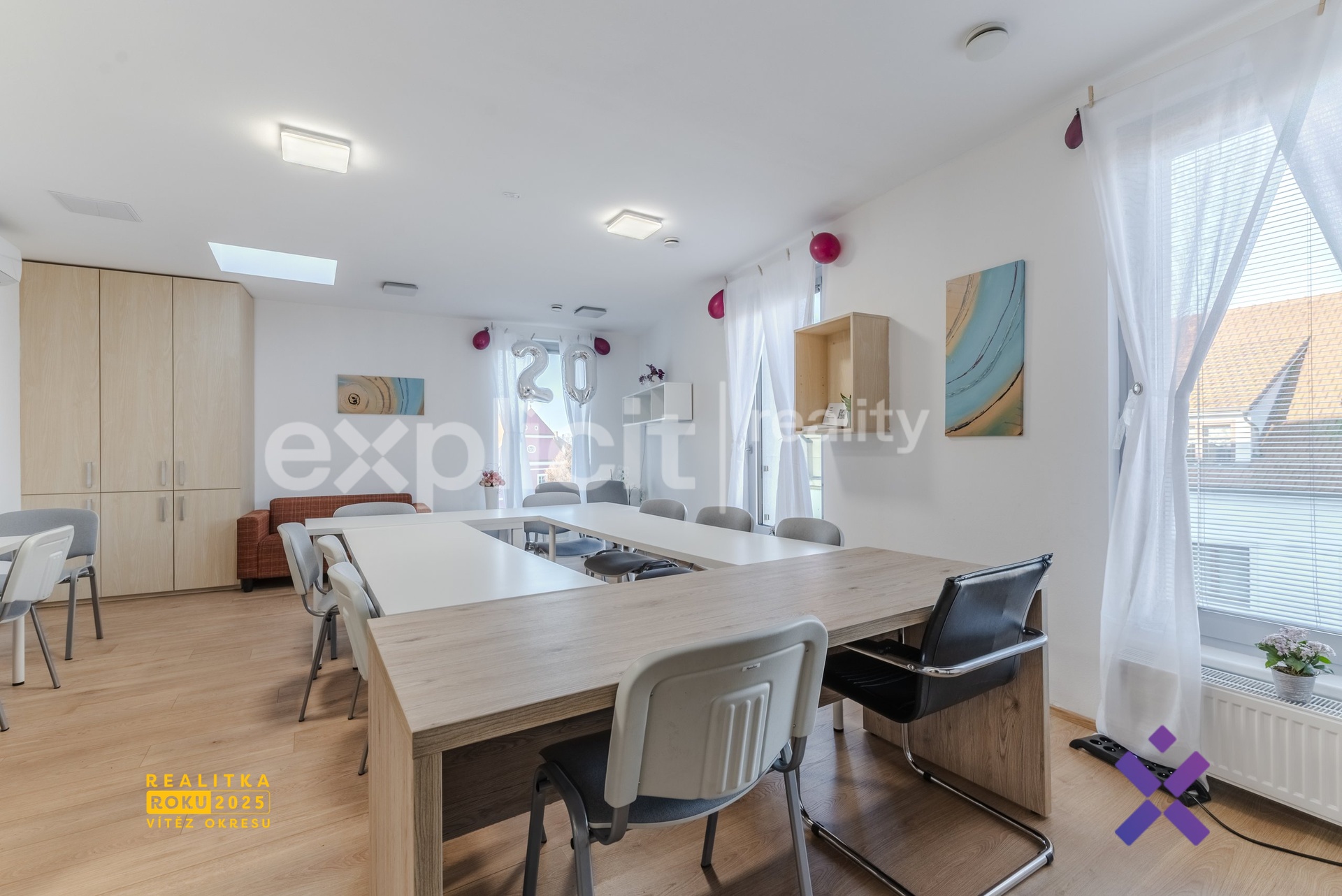 Filip Hladiš - realitní makléř, Pronájem kancelářského prostoru u náměstí 4.N.P. 107 m² - Uherské Hr