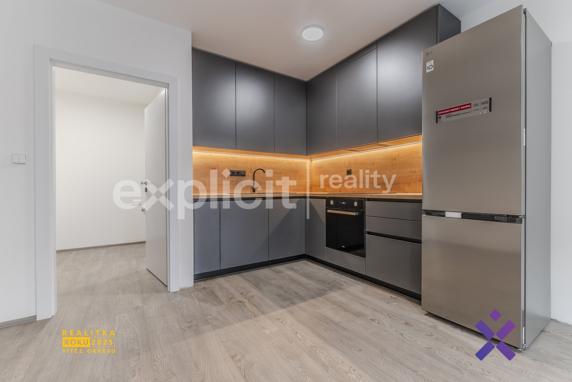 Filip Hladiš - realitní makléř, Podnájem moderního bytu 1+kk 33 m², Zlín - Malenovice