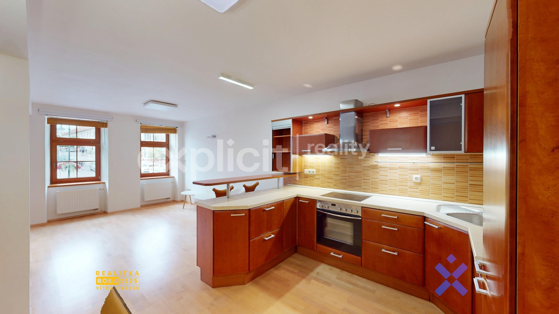 Pronájem bytu 2+kk 80 m² - Masarykovo náměstí, Uherský Brod
