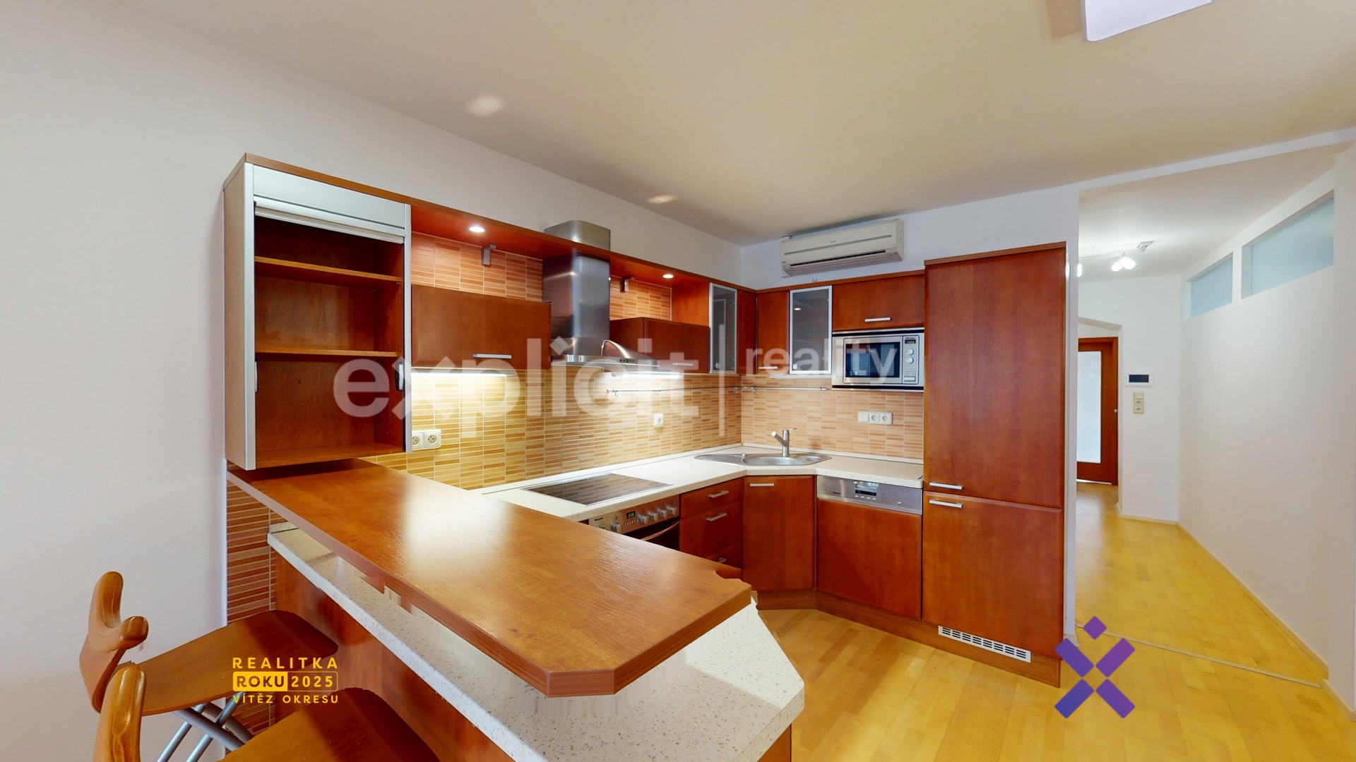 Pronájem bytu 2+kk 80 m² - Masarykovo náměstí, Uherský Brod