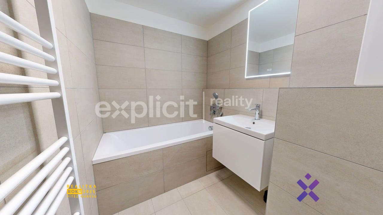 Byt-1kk-s-garazi-ul-Nad-stranemi-7322--12122025_104957
