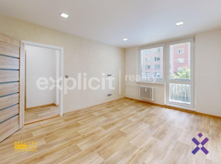 Pronájem bytu, 2+1, 44 m²