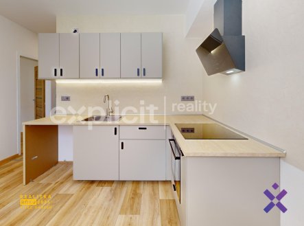 Pronájem bytu, 2+1, 44 m²