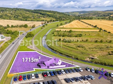 Prodej pozemku pro komerční výstavbu, 1 715 m²
