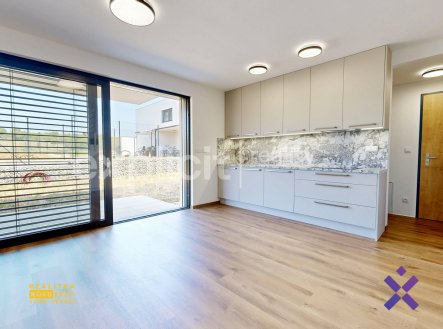 Pronájem bytu, 3+kk, 85 m²