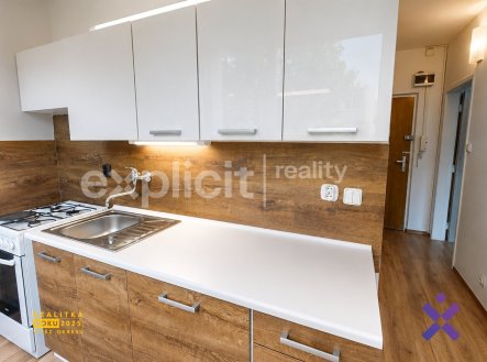 Pronájem bytu, 1+1, 38 m²
