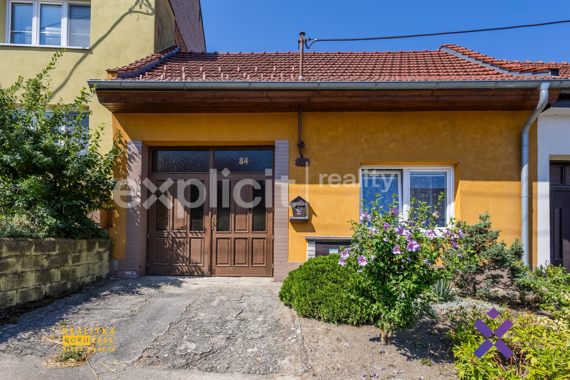 Tomáš Batík, Explicit Reality, Prodej rodinného domu 50 m² - Suchov