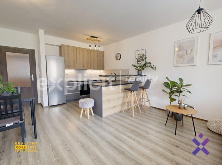 Pronájem bytu, 2+kk, 60 m²