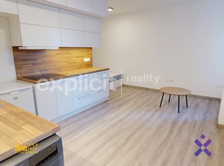 Pronájem bytu, 1+kk, 32 m²