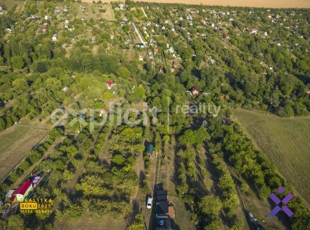 Prodej pozemku, zahrada, 1 861 m²