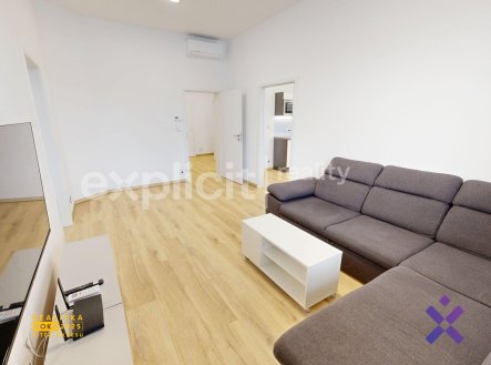 Pronájem bytu, 3+kk, 90 m²