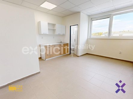 Pronájem bytu, 1+kk, 27 m²
