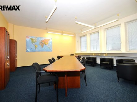zasedací místnosst ... | Pronájem - kanceláře, 25 m²