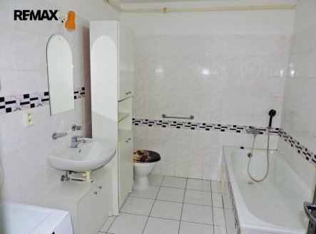 Pronájem bytu, 3+kk, 72 m²