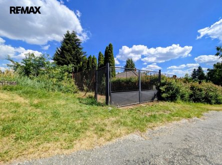 Prodej pozemku pro bydlení, 1 590 m²