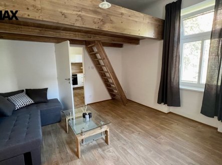 Pronájem bytu, 1+1, 37 m²