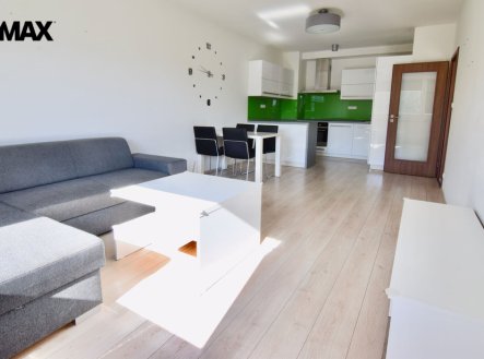 Pronájem bytu, 2+kk, 52 m²