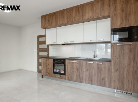 Pronájem bytu, 1+kk, 40 m²