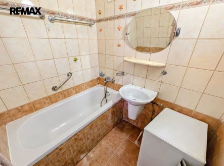 Pronájem bytu, 2+1, 57 m²
