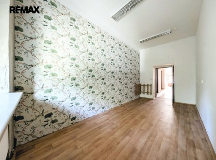 kancelář / sklad | Pronájem - obchodní prostor, 46 m²