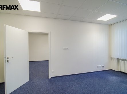 Pronájem kanceláře, 40 m²