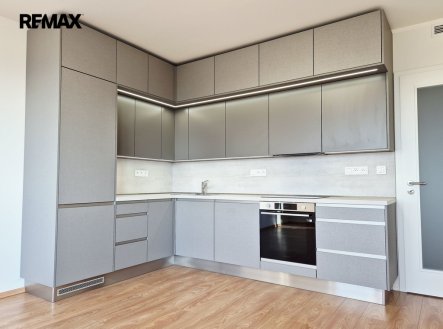 Pronájem bytu, 2+kk, 61 m²