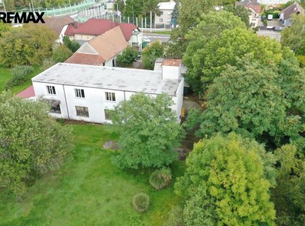 Pronájem kanceláře, 186 m²